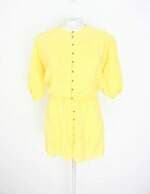 vestido feminino amarelo com franzido e jabô