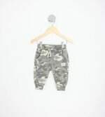 calça slim zara kids estampa militar 