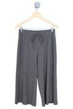 calça de tecido alpelo feminina cinza