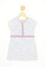 vestido beaba infantil azul com aplique e recortes