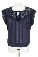 blusa Canal feminina azul com bordado e transparência