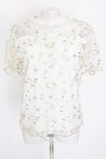 blusa feminina branca com bordado