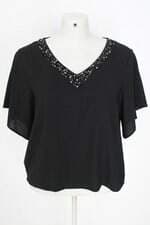 blusa feminina preta com aplique