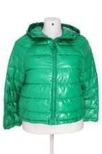 jaqueta puffer Zara feminina verde com forro