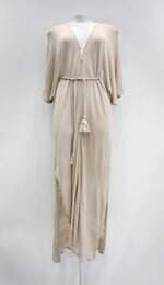 Vestido cris barros feminino bege com Fenda e Faixa na Cintura