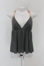 Blusa Frente Única feminina cinza com Pregas