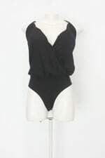 Body feminina preto com Bojo