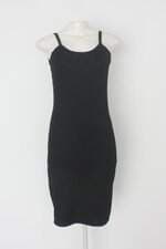 Vestido feminino preto canelado