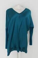 Blusa tirangulo feminina azul com Recortes